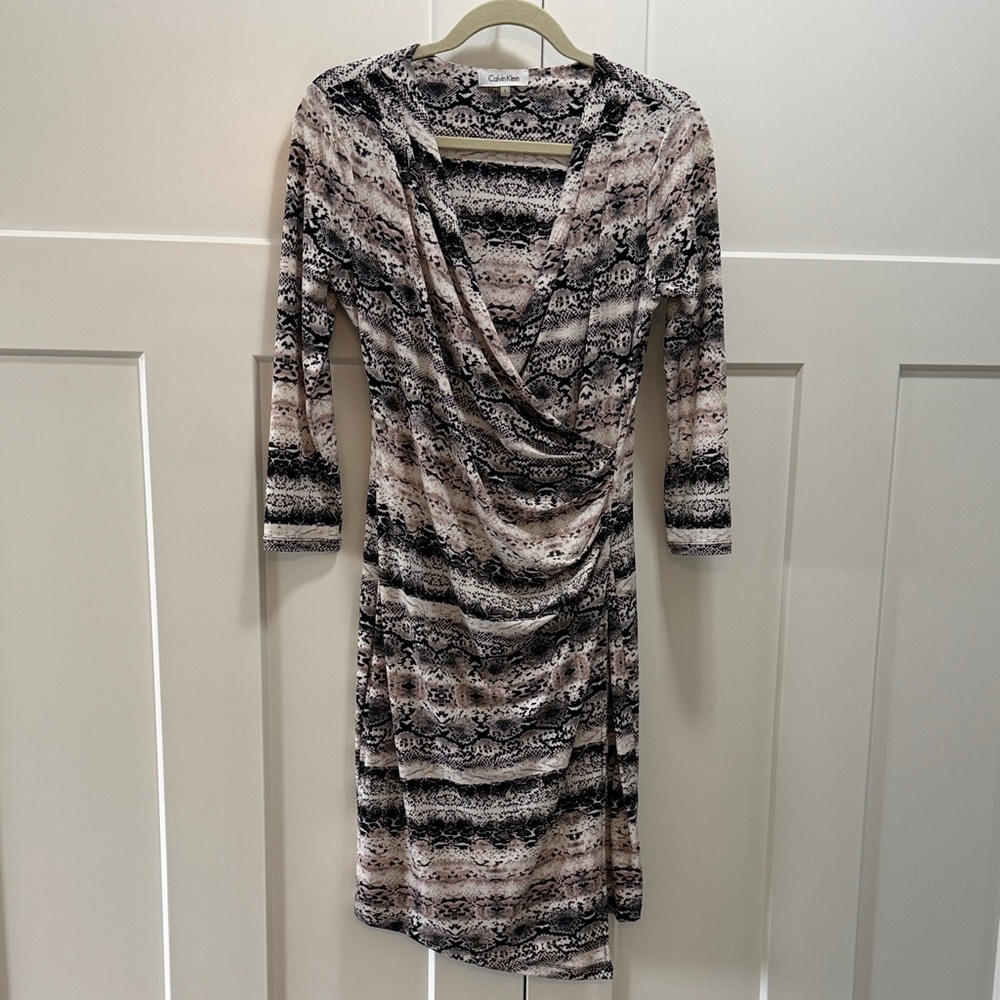 CALVIN KLEIN Dress Black and Cream Long Sleeve Wrap Dress - Size Small